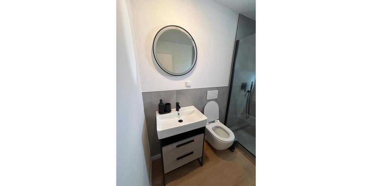 Etagenwohnung Köln Mülheim - 1 Zimmer, 46 m&sup2;, 1.350&euro; | Angebot:26444555