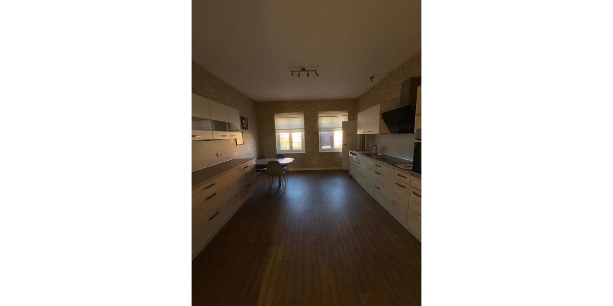 Etagenwohnung Ludwigslust - 5 Zimmer, 145 m&sup2;, 800&euro; | Angebot:24948827