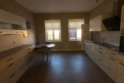 Wohnung Ludwigslust - 5 Zimmer, 145 m&sup2;, 800&euro; | Angebot:24948827