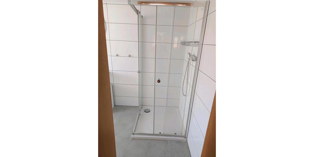 Etagenwohnung Rottenburg am Neckar - 1 Zimmer, 115 m&sup2;, 1.300&euro; | Angebot:26511590