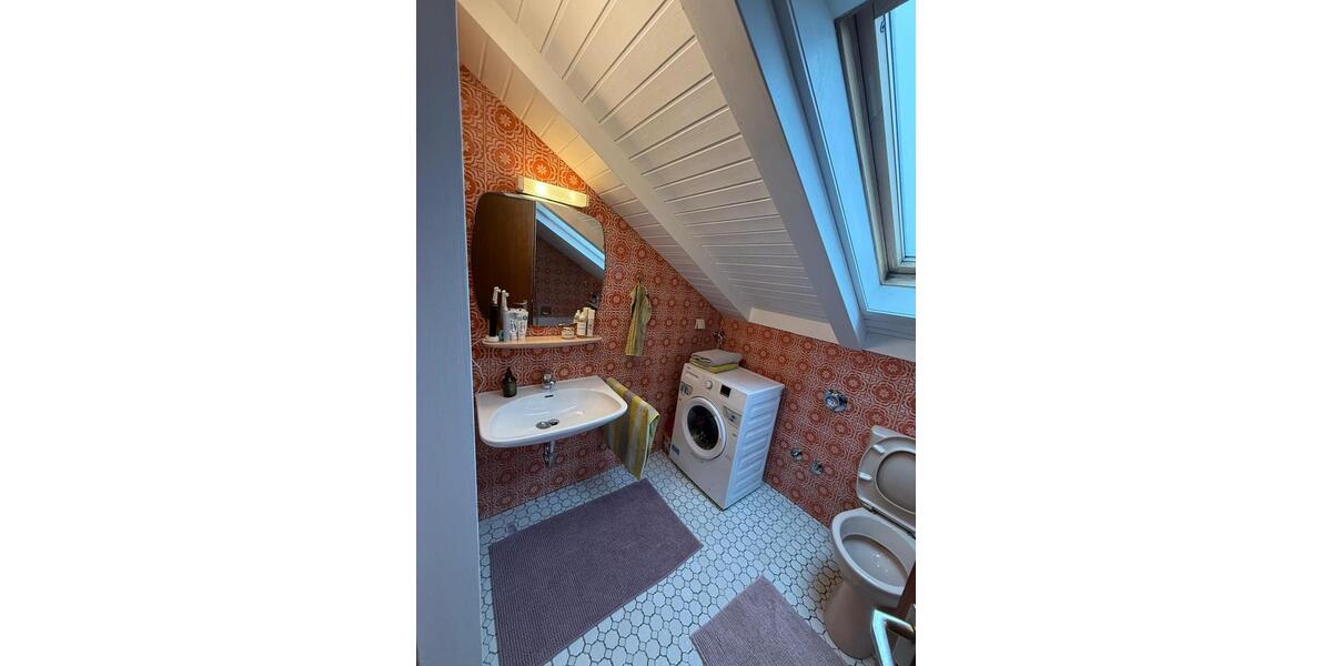 Dachgeschoßwohnung Kaufering - 2 Zimmer, 59 m&sup2;, 890&euro; | Angebot:24846927