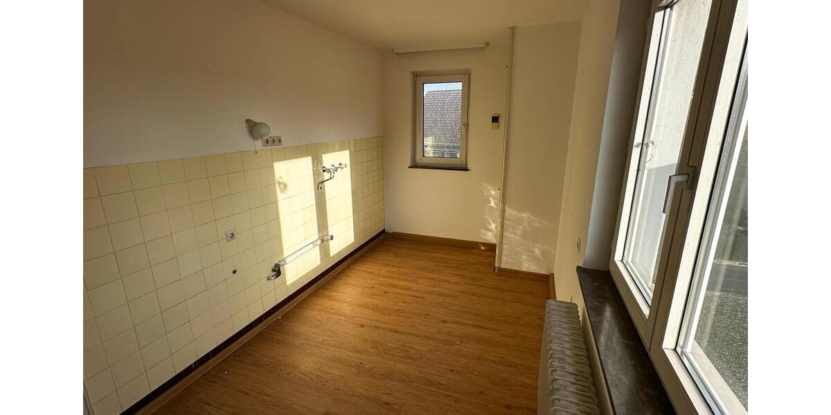 Etagenwohnung Hameln - 3 Zimmer, 85 m&sup2;, 700&euro; | Angebot:26431910