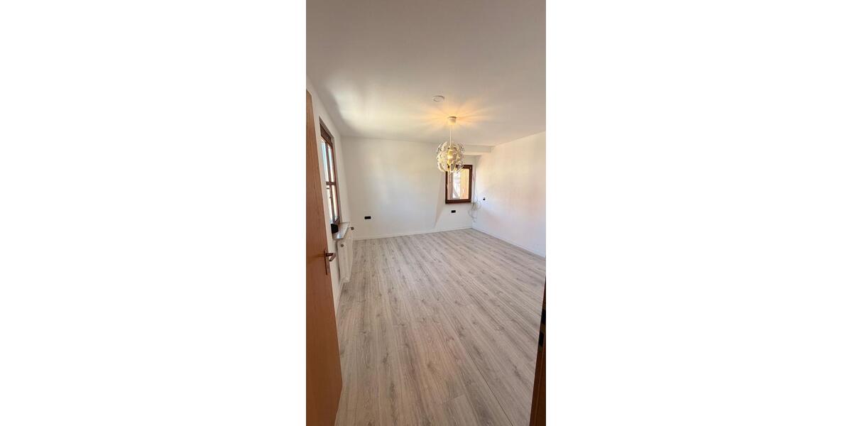 Etagenwohnung Metzingen - 2 Zimmer, 58 m&sup2;, 870&euro; | Angebot:26605033