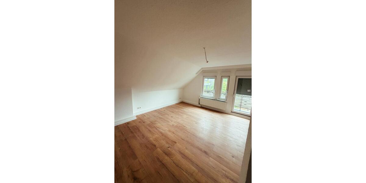 Etagenwohnung Olpe - 5 Zimmer, 130 m&sup2;, 1.380&euro; | Angebot:26633958