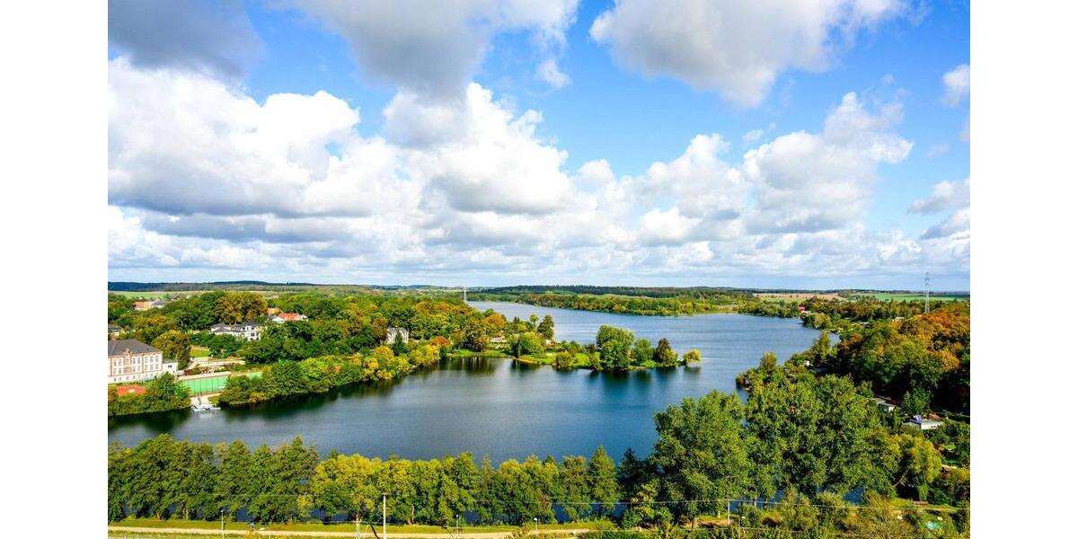 Etagenwohnung Waren (Müritz) - 4 Zimmer, 115 m&sup2;, 1.999&euro; | Angebot:24875366