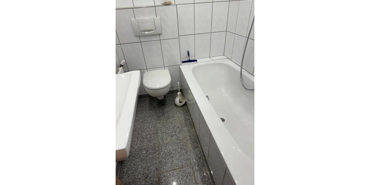 Doppelhaushälfte Garbsen - 3 Zimmer, 90 m&sup2;, 1.550&euro; | Angebot:24640306