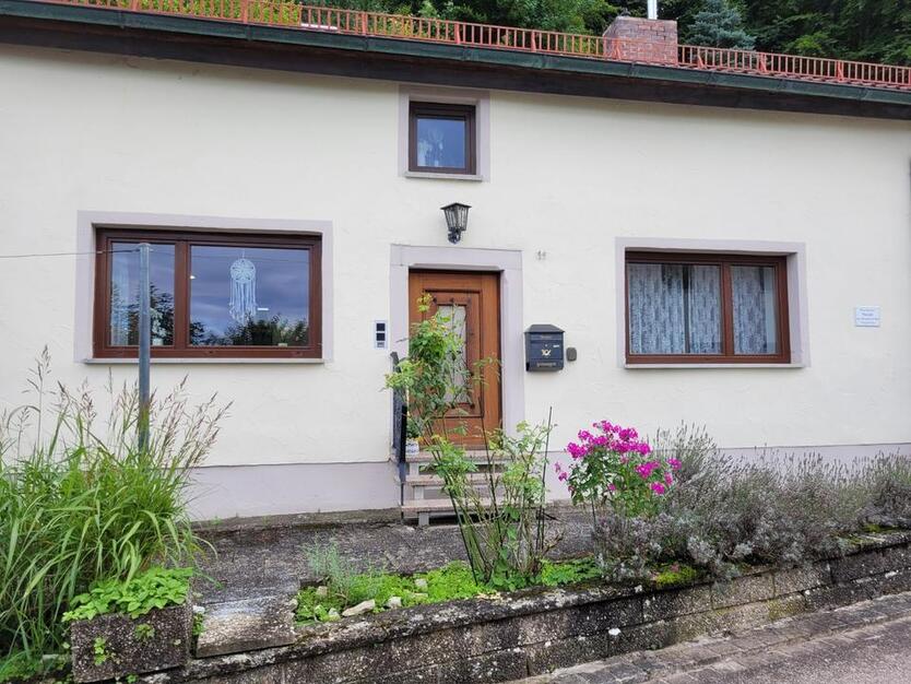 AltbauWohnung in Weißenburg - OT Kehl