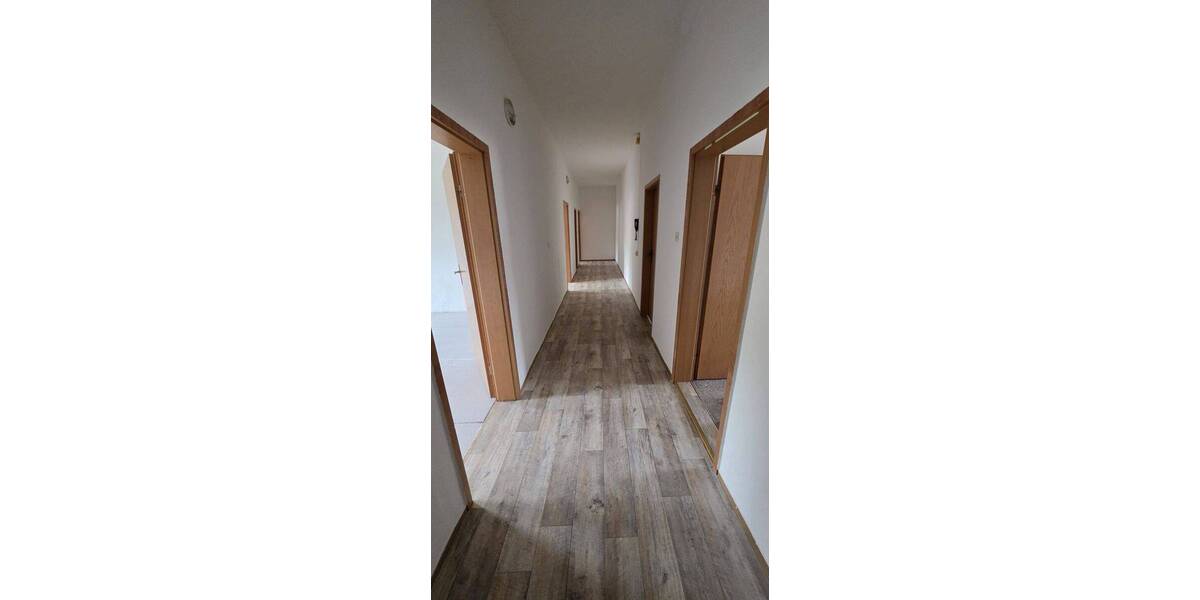 Etagenwohnung Steinbach-Hallenberg Hallenberg - 3 Zimmer, 86 m&sup2;, 516&euro; | Angebot:26657111