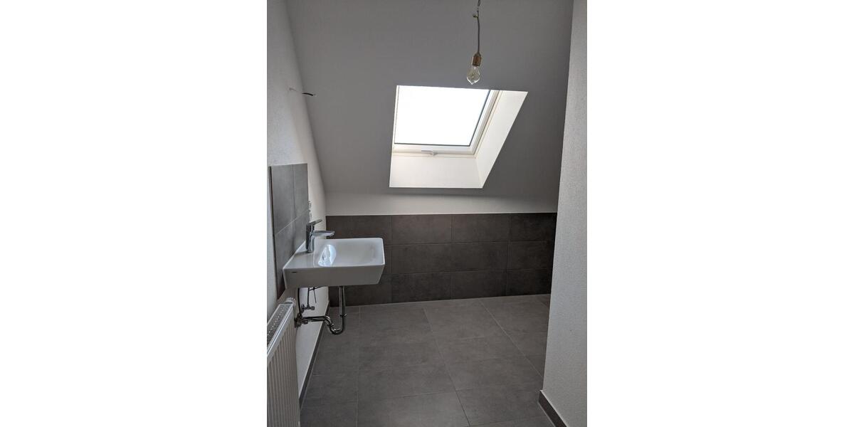 Dachgeschoßwohnung Hüttenberg - 3 Zimmer, 83 m&sup2;, 830&euro; | Angebot:26234374