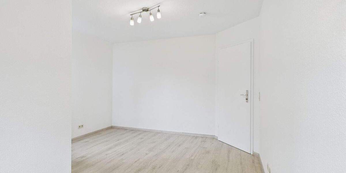 Charmante Wohnung in Warmbronn: Drei Zimmer, Tiefgarage und eine ruhige Lage in Wald- und Feld Nähe 3 zimmer