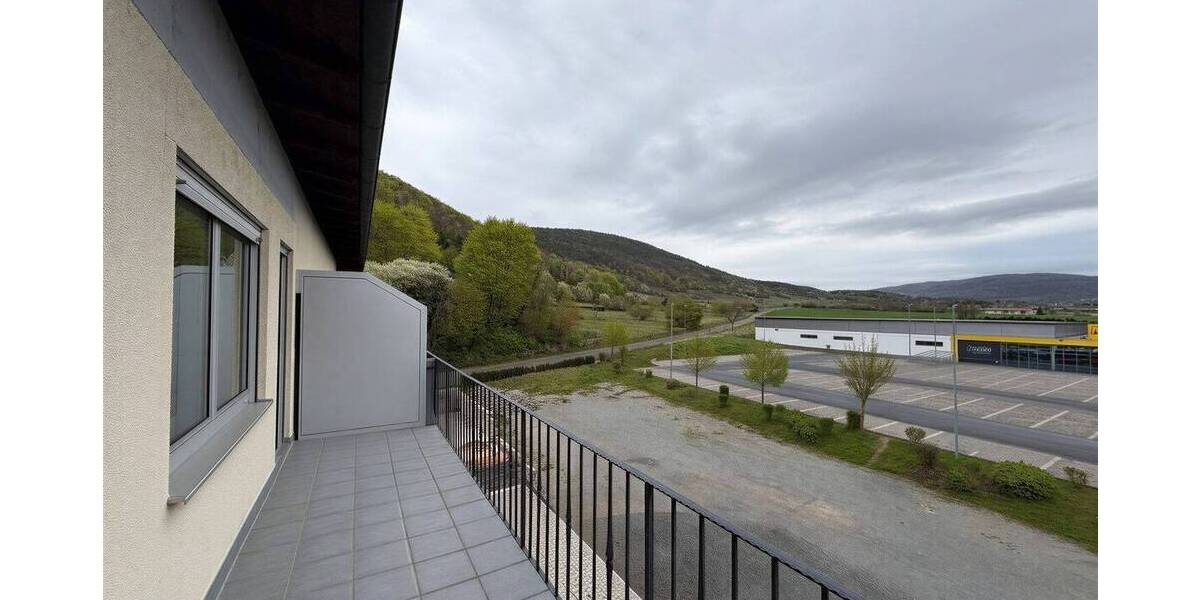 Etagenwohnung Großheubach - 3 Zimmer, 100 m&sup2;, 890&euro; | Angebot:26142148