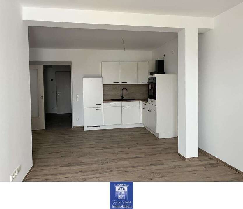 Wohnung zum Mieten in Arnsdorf 719 € 55.71 m² 2 zimmer