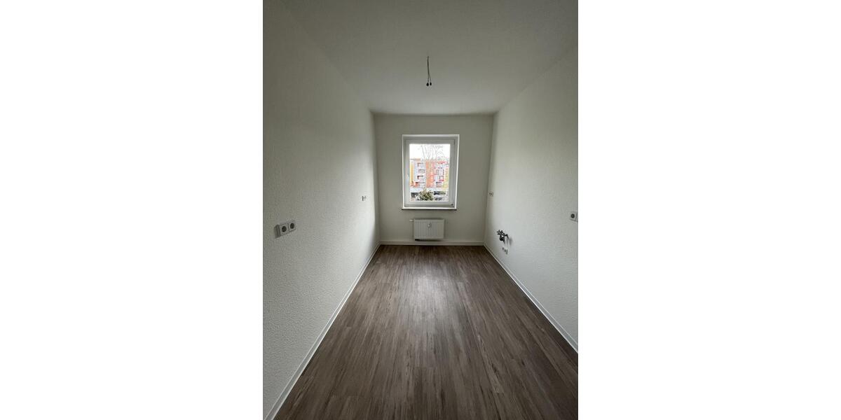 4-Raum-Wohnung im Stadtzentrum mit Badewanne und Balkon 4 zimmer