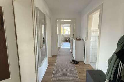 Wohnung zum Mieten in Lachendorf 530 € 83 m² 4 zimmer