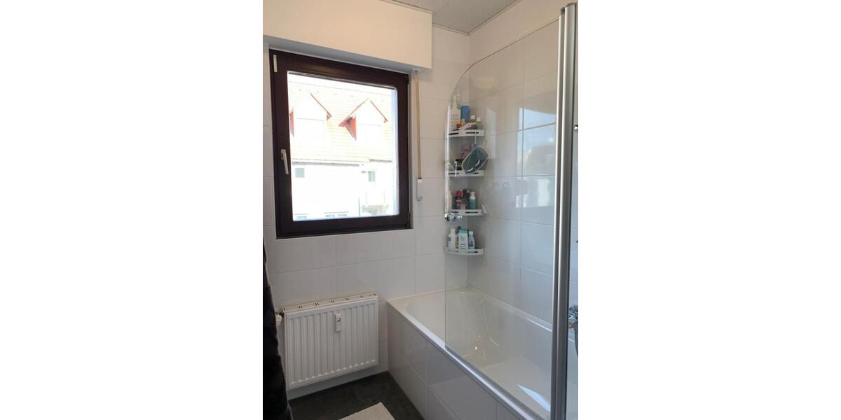 Etagenwohnung Iserlohn - 4 Zimmer, 120 m&sup2;, 850&euro; | Angebot:24766545