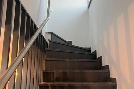 Haus Rosbach vor der Höhe - 2 Zimmer, 58 m&sup2;, 1.180&euro; | Angebot:24977888