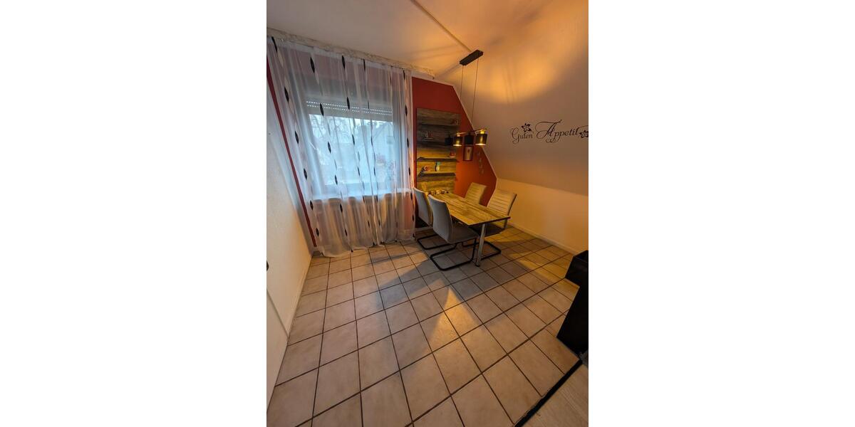 Dachgeschoßwohnung Sprockhövel - 3 Zimmer, 65 m&sup2;, 550&euro; | Angebot:25226702