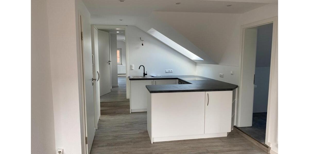 Dachgeschoßwohnung Korbach - 3 Zimmer, 69 m&sup2;, 690&euro; | Angebot:26676026