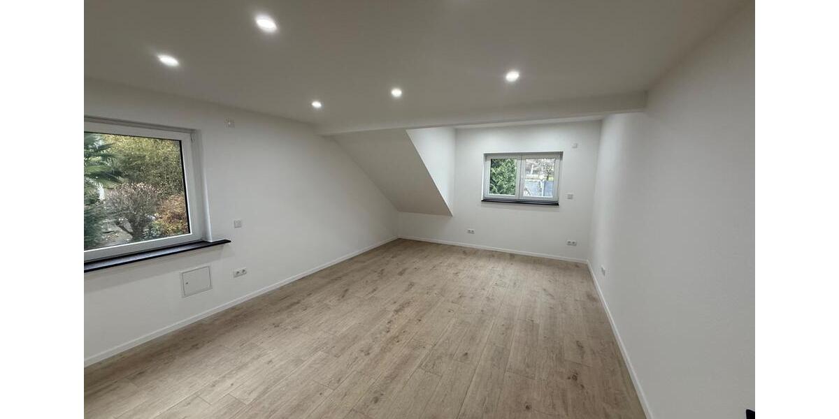 Dachgeschoßwohnung Andernach - 3 Zimmer, 115 m&sup2;, 1.400&euro; | Angebot:24895837