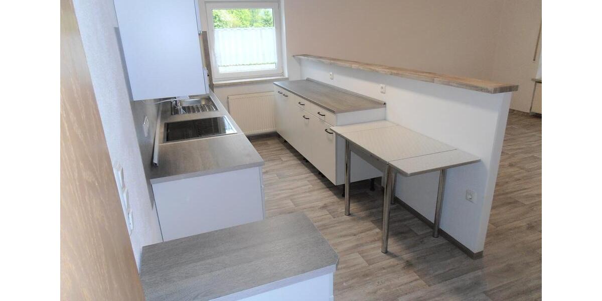 Etagenwohnung Tröstau - 3 Zimmer, 77 m&sup2;, 550&euro; | Angebot:24678395
