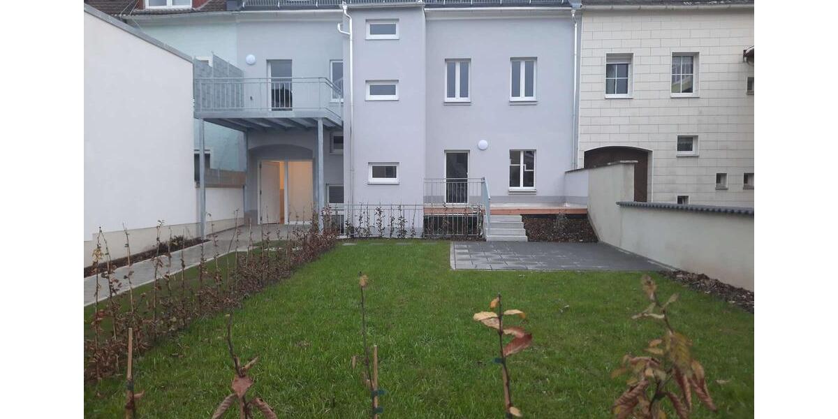 Etagenwohnung Rehau - 2 Zimmer, 89 m&sup2;, 650&euro; | Angebot:26231208