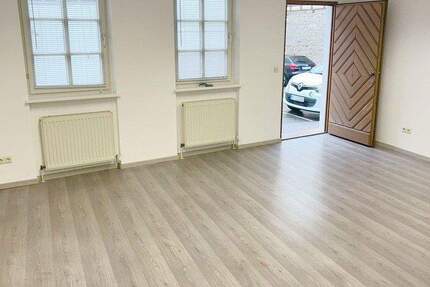 Stilvolles, schönes helles 1 Zimmer Büro mit Stellplatz in der Altstadt von Bad Wimpfen zimmer