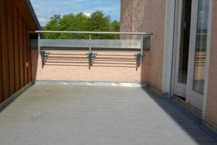 Wohnung Burglengenfeld - 4 Zimmer, 127 m&sup2;, 850&euro; | Angebot:25246699