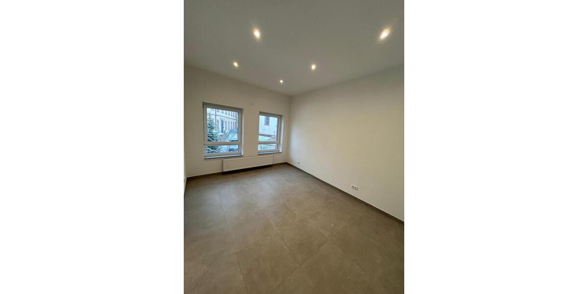 ERSTBEZUG MIT KÜCHE: 4 ZiWhg 106m² mit Balkon in 97944 Schweigern 4 zimmer