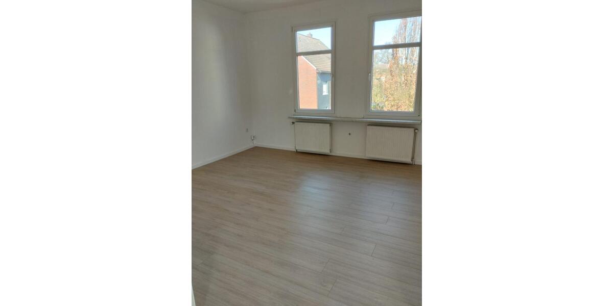 Etagenwohnung Holzminden - 4 Zimmer, 90 m&sup2;, 850&euro; | Angebot:25268098