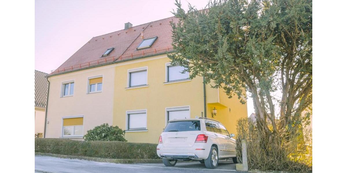 Doppelhaushälfte in Freihung zu vermieten - ruhige Ortsrandlage 6 zimmer