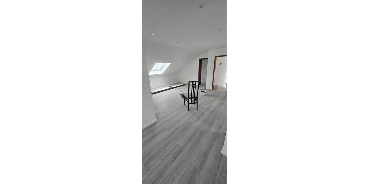 Dachgeschoßwohnung Saarbrücken West - 3 Zimmer, 85 m&sup2;, 1.050&euro; | Angebot:25655773