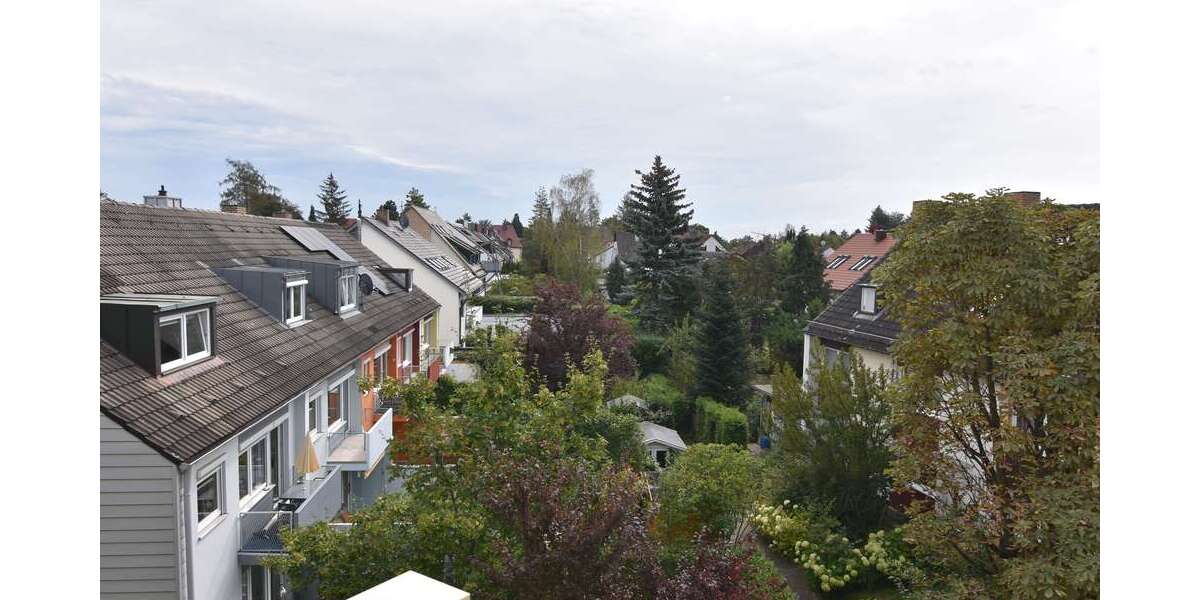 Etagenwohnung Nürnberg Schafhof - 5 Zimmer, 105 m&sup2;, 1.550&euro; | Angebot:26162392