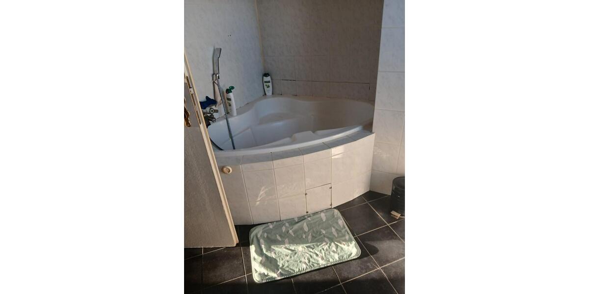 Etagenwohnung Kassel Niederzwehren - 2 Zimmer, 60 m&sup2;, 660&euro; | Angebot:25292040