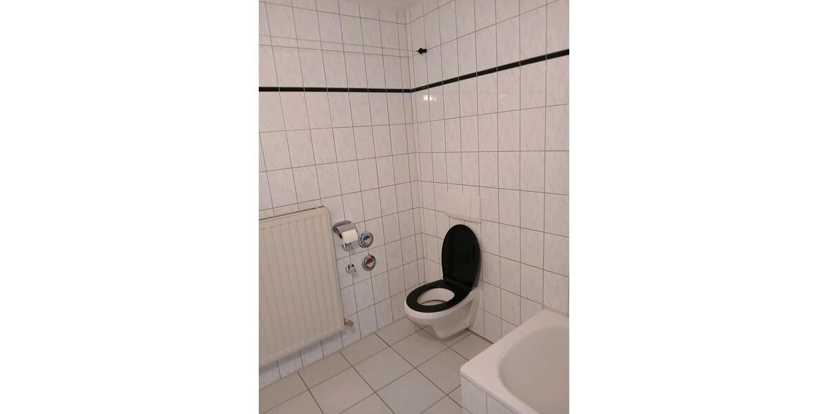 Dachgeschoßwohnung Hohenroth - 2.5 Zimmer, 98 m&sup2;, 620&euro; | Angebot:26515790
