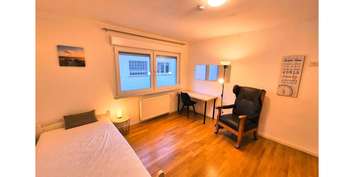 Zentral und im Grünen – WG Zimmer in 3er WG 1 zimmer