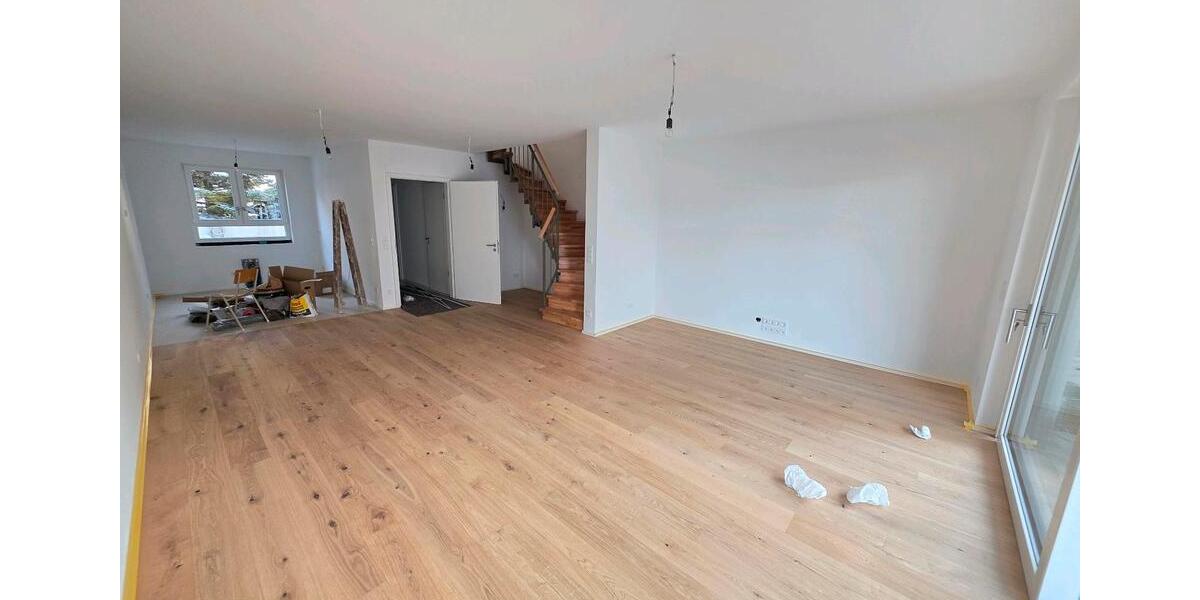 Neubau! Luxuriöses Haus mit Küche zu vermieten! Erstbezug! 5 zimmer