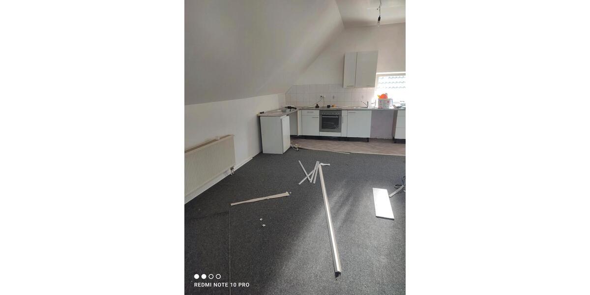 Dachgeschoßwohnung Lingenfeld - 2 Zimmer, 55 m&sup2;, 800&euro; | Angebot:26330072