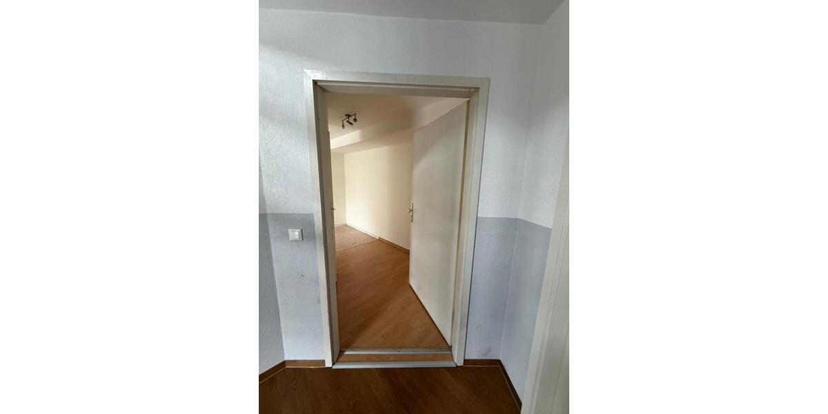 Etagenwohnung Erfurt - 1 Zimmer, 38 m&sup2;, 550&euro; | Angebot:25236311