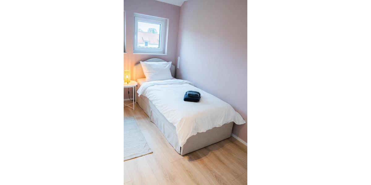 Wohnen auf Zeit Neustadt am Rübenberge - 2 Zimmer, 80 m&sup2;, 30&euro; | Angebot:21579417