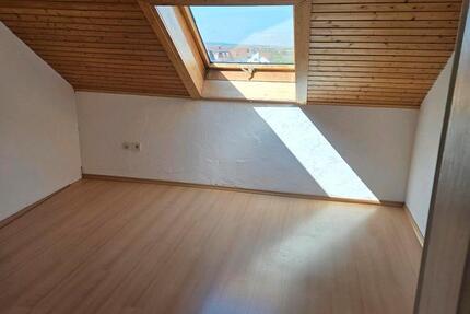 Wohnung Pohlheim - 6 Zimmer, 80 m&sup2;, 700&euro; | Angebot:26619459