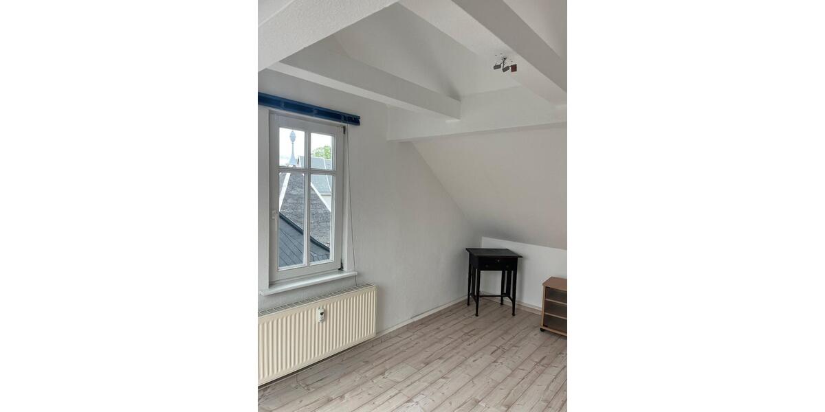 Dachgeschoßwohnung Bad Tabarz - 2 Zimmer, 36 m&sup2;, 324&euro; | Angebot:26496925