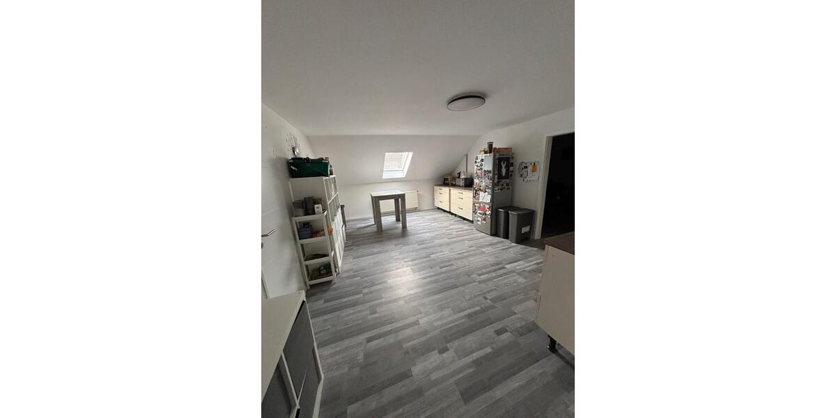 Dachgeschoßwohnung Neunkirchen - 2 Zimmer, 62 m&sup2;, 650&euro; | Angebot:26443031