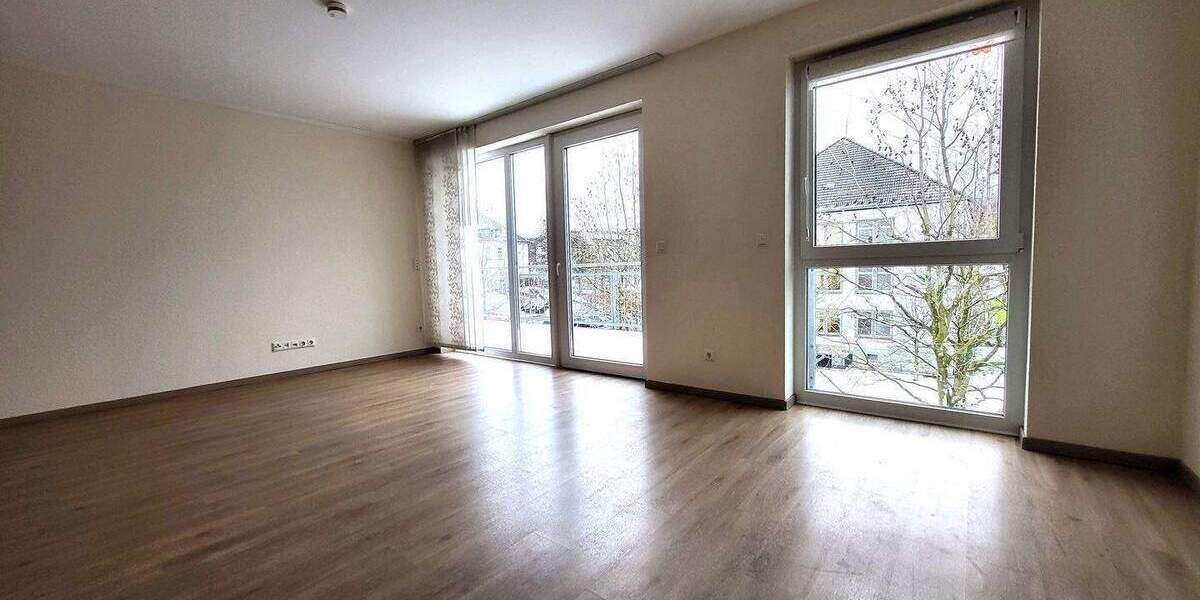 Etagenwohnung Hemer - 2 Zimmer, 83 m&sup2;, 995&euro; | Angebot:25107485