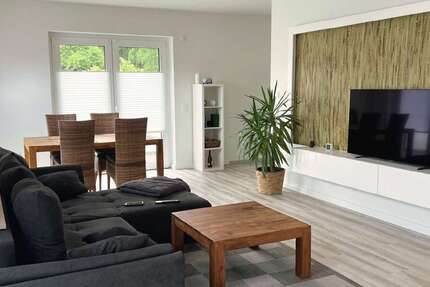 Wohnung Kiel Elmschenhagen - 2 Zimmer, 90 m&sup2;, 1.195&euro; | Angebot:26887181