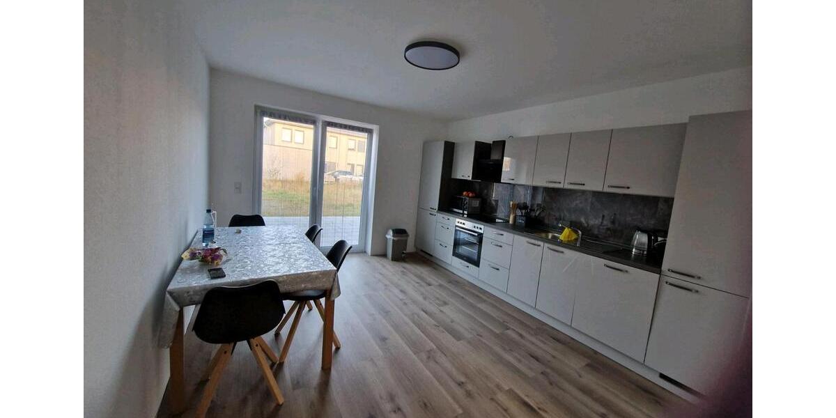 Wohnen auf Zeit Twistringen - 4 Zimmer, 130 m&sup2;, 20&euro; | Angebot:24751858