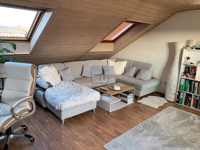 Dachgeschoßwohnung Weingarten (Baden) - 2 Zimmer, 70 m&sup2;, 760&euro; | Angebot:26086900