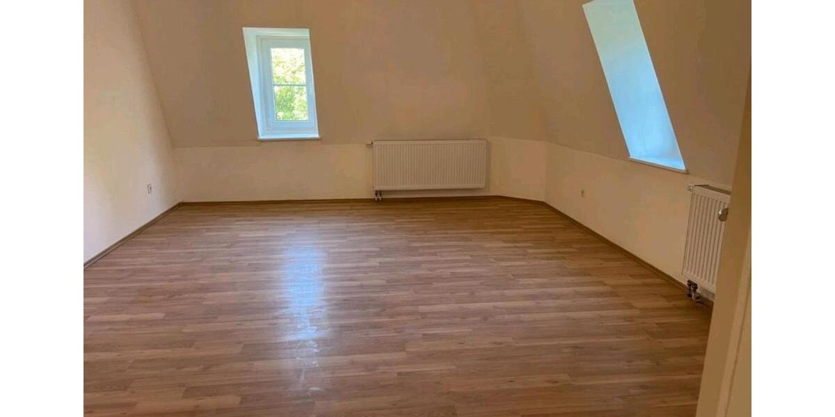 Etagenwohnung Niesky - 3 Zimmer, 104 m&sup2;, 676&euro; | Angebot:26636812