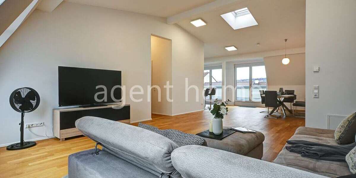 Wohnung zum Mieten in Stuttgart 2.220 € 90 m² 2 zimmer