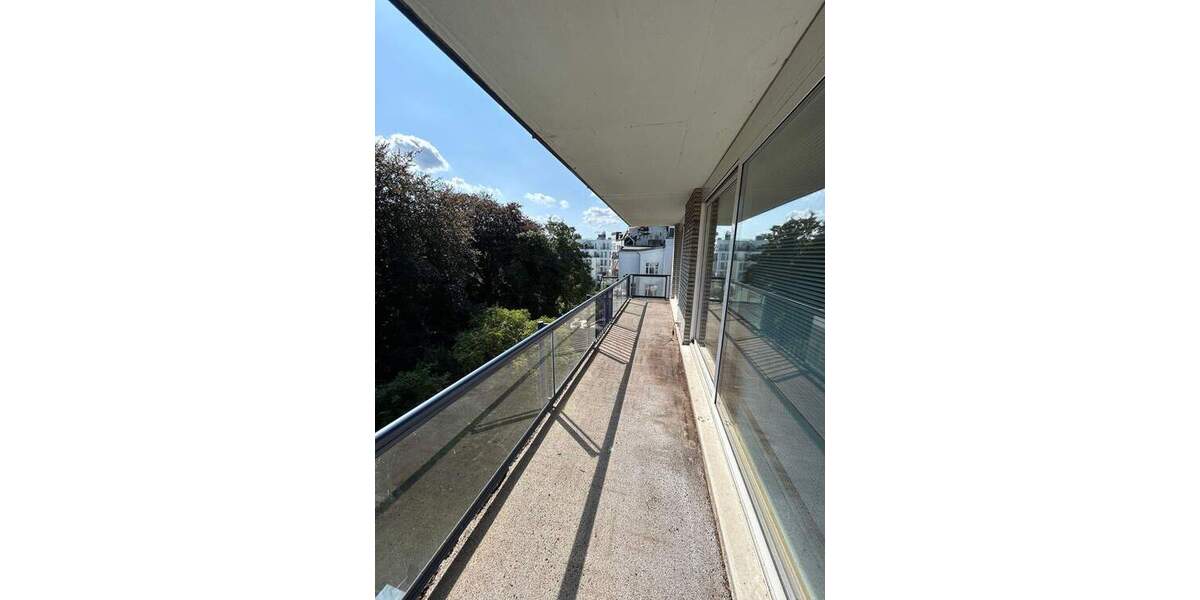 Etagenwohnung Hamburg Uhlenhorst - 3 Zimmer, 121 m&sup2;, 2.600&euro; | Angebot:25778932