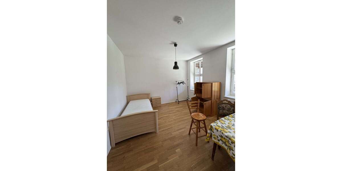 Etagenwohnung Hartenstein - 1 Zimmer, 24 m&sup2;, 160&euro; | Angebot:26169247